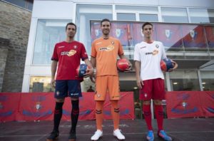 nueva_equipacion_osasuna_2018_2019  