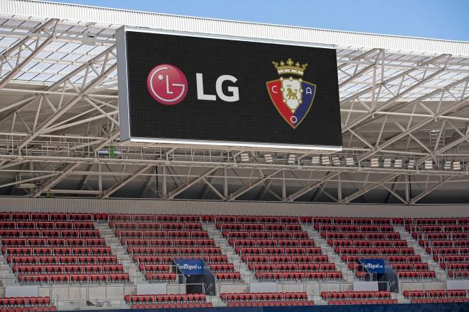 Osasuna instala el segundo videomarcador más grande de LaLiga  