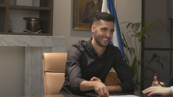 Ranking de los futbolistas navarros en activo con más seguidores en Instagram  