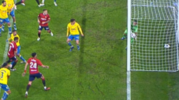 Un pelo y el arbitraje dejó a Osasuna sin victoria y a la afición indignada  