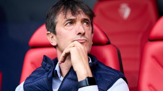 7 nombres factibles para el banquillo de Osasuna y lista de 26 técnicos en paro  