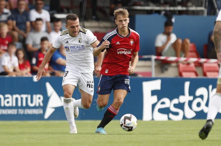 Pablo Ibáñez renueva con Osasuna hasta 2025  