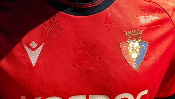 Satisfacción con la primera equipación de Osasuna para la temporada 24/25  
