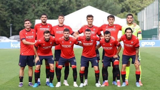 Un doblete de Budimir le da a los rojillos en Zubieta la segunda victoria de la pretemporada  