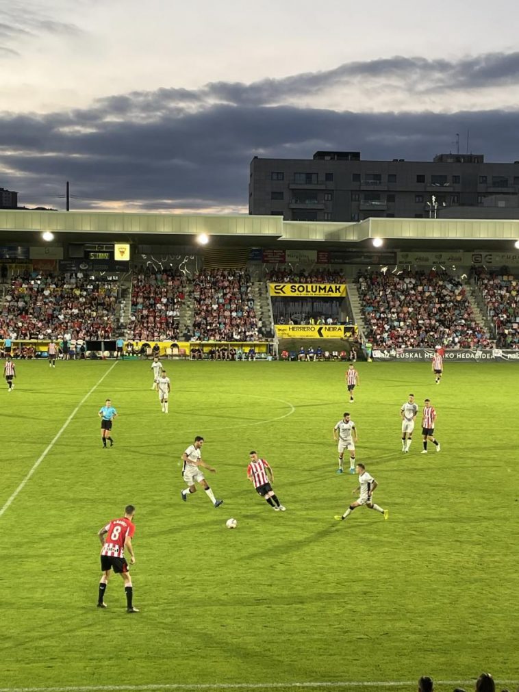 Osasuna cae derrotado con honores en la final de la Euskal Herriko Txapela 2024  
