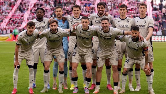 Aitor sostiene a Osasuna en San Mamés y llama a la puerta de la titularidad  
