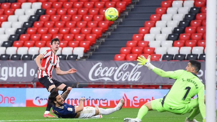 Vinculan a un ex del Athletic con Osasuna  