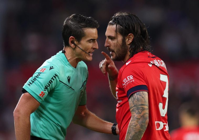 Miramos ya a 2026: ¿qué jugadores de Osasuna finalizan contrato?  