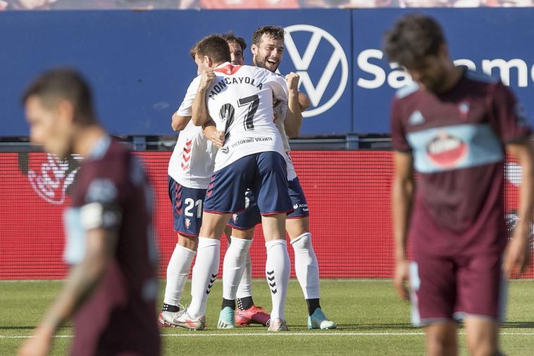 Algunos de los polos y camisetas que Osasuna ha lanzado por San Fermín en los últimos años Algunos de los polos y camisetas que Osasuna ha lanzado por San Fermín en los últimos años
